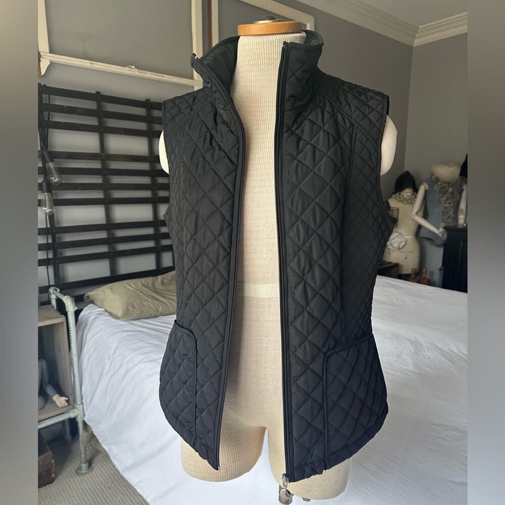 Calvin Klein Black Quilted Vest, size medium - Picture 4 of 13